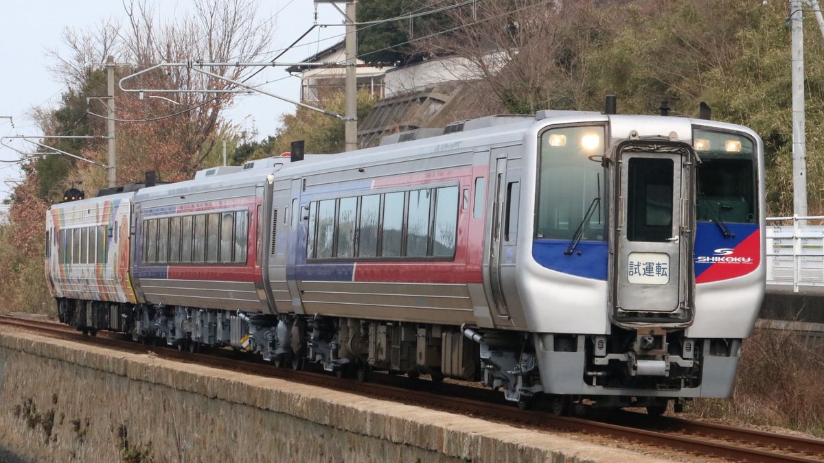 JR四】2000系2523/2117が多度津工場を出場しました。 |2nd-train鉄道