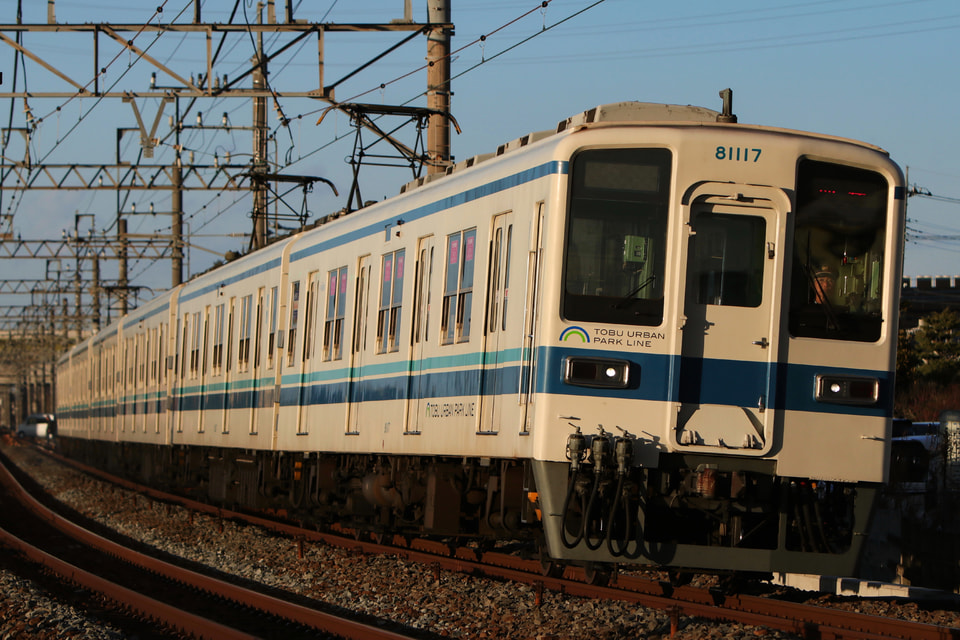 【東武】8000系81117F 車輪転削返却回送の拡大写真