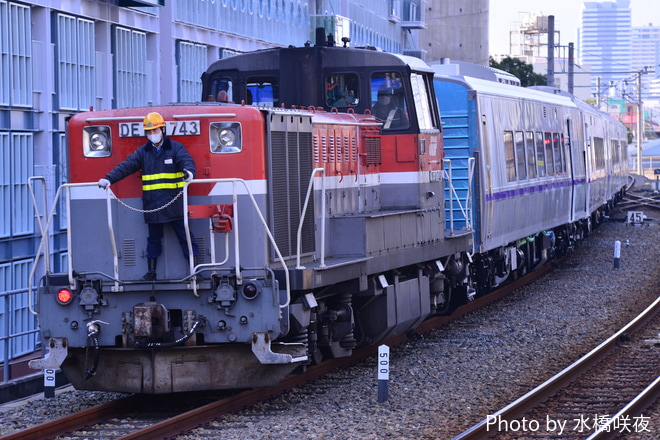 【JR北】キハ261系ST-1118,1218編成甲種輸送を兵庫駅で撮影した写真