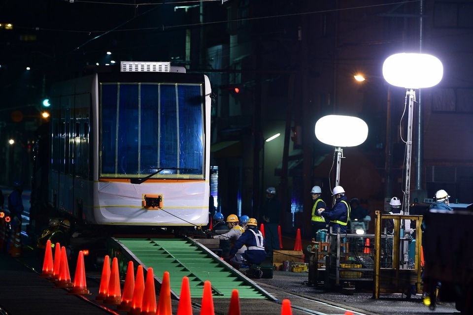 【阪堺】新型トラム1101形1101号車搬入の拡大写真