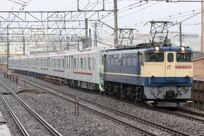 【東武】70090系71792F 甲種輸送を鴨宮駅で撮影した写真