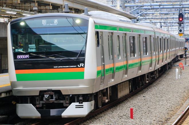 【JR東】E233系E-74編成東京総合車両センター出場回送を大崎駅で撮影した写真
