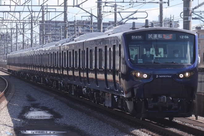 【相鉄】12000系12106F(12106×10) 埼京線試運転を浮間舟渡駅で撮影した写真