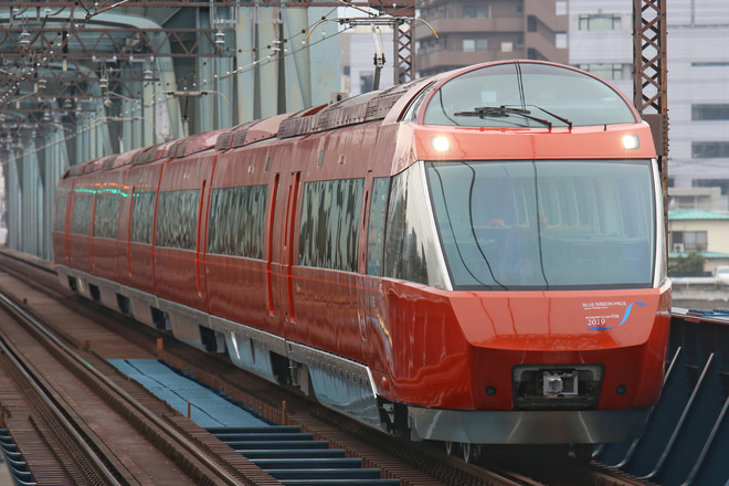 【小田急】70000形 70051F(70051×7)出場試運転を厚木駅で撮影した写真