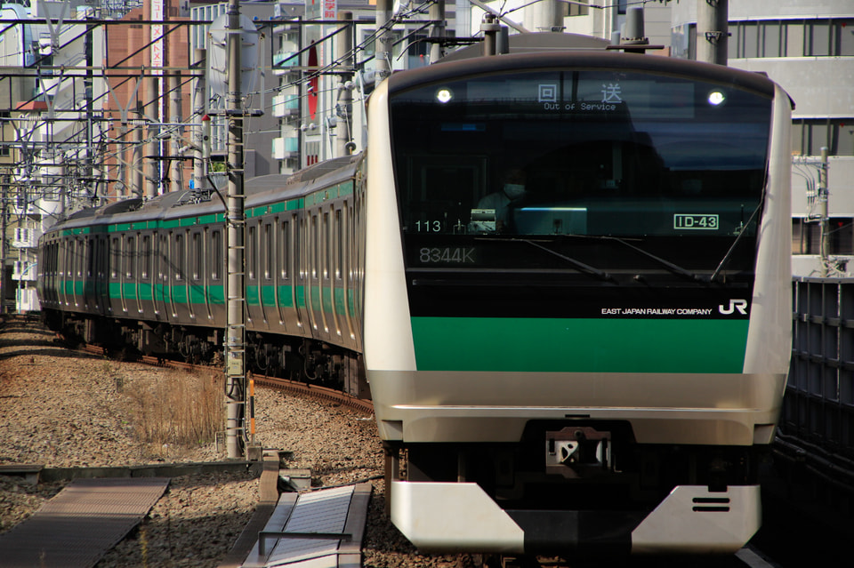 【JR東】E233系113編成東京総合車両センター入場回送の拡大写真