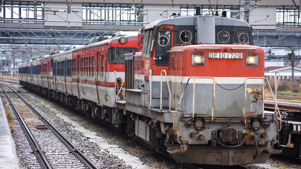 17.キハ40 2119 JR西日本 キハ40 2119 (キハ40系) 車両ガイド | レイルラボ(RailLab)