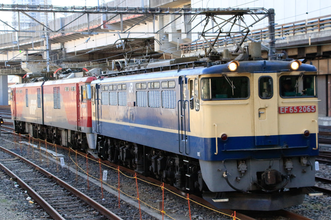 【JR貨】EH500-74大宮車両所入場を大宮駅で撮影した写真