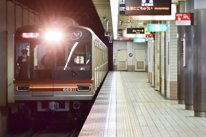 【大阪メトロ】66系66611Fの東吹田検車場出場試運転を扇町駅で撮影した写真