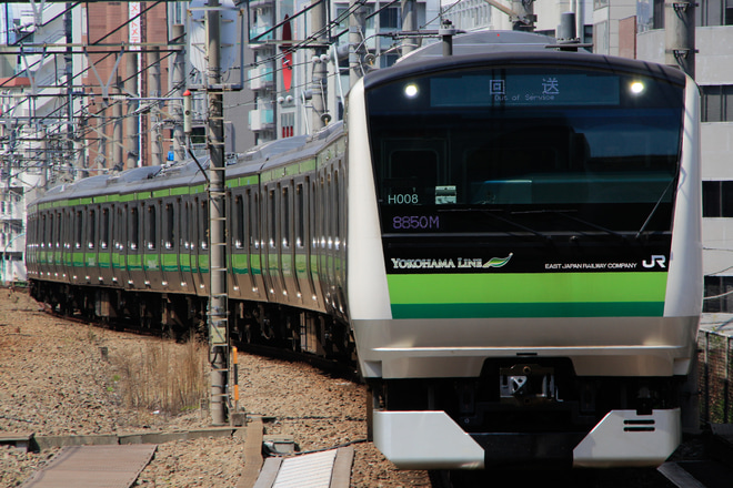 【JR東】E233系H008編成東京総合車両センター出場回送を恵比寿駅で撮影した写真
