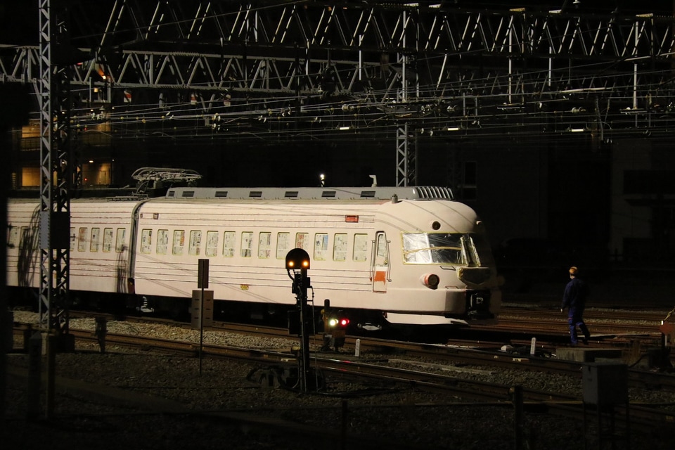 【小田急】SE車3両(3021-3022-3025)入換の拡大写真