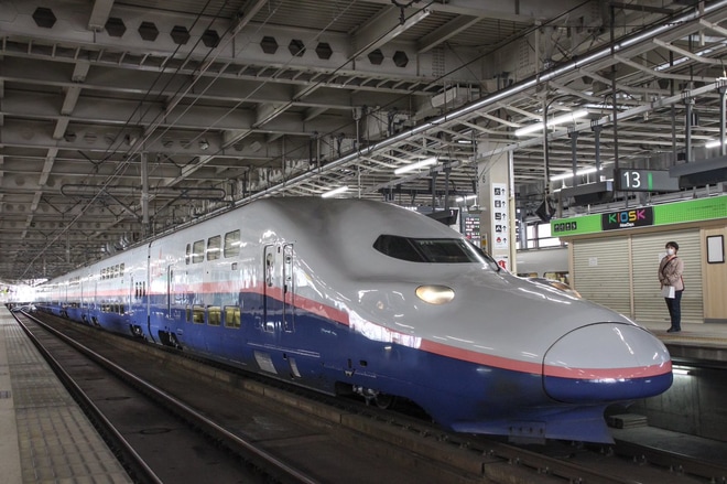 【JR東】E4系P11編成東北新幹線で出場試運転を仙台駅で撮影した写真