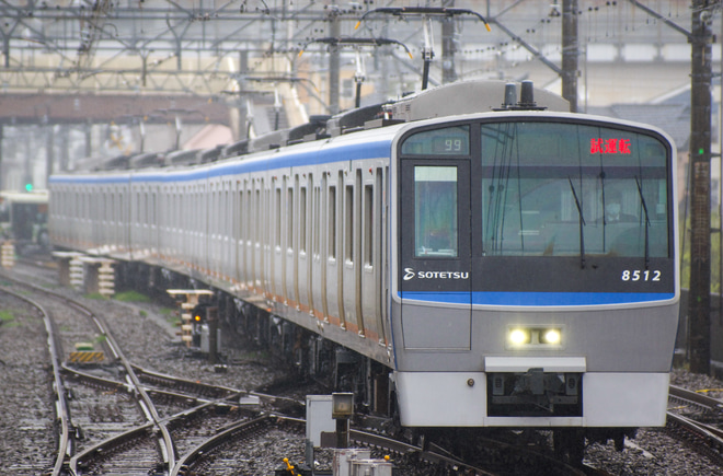 【相鉄】8000系8712×10(8712F)出場試運転を二俣川駅で撮影した写真