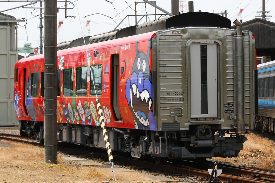 【JR四】2700系アンパンマン列車登場の拡大写真