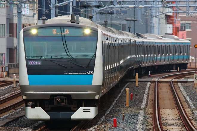【JR東】E233系サイ120編成東京総合車両センター入場回送を秋葉原駅で撮影した写真