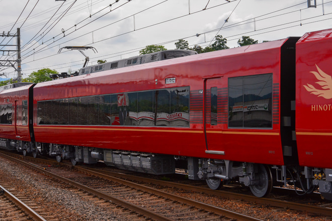 【近鉄】80000系(80010系)ひのとりHV12が試運転を実施を名張駅で撮影した写真