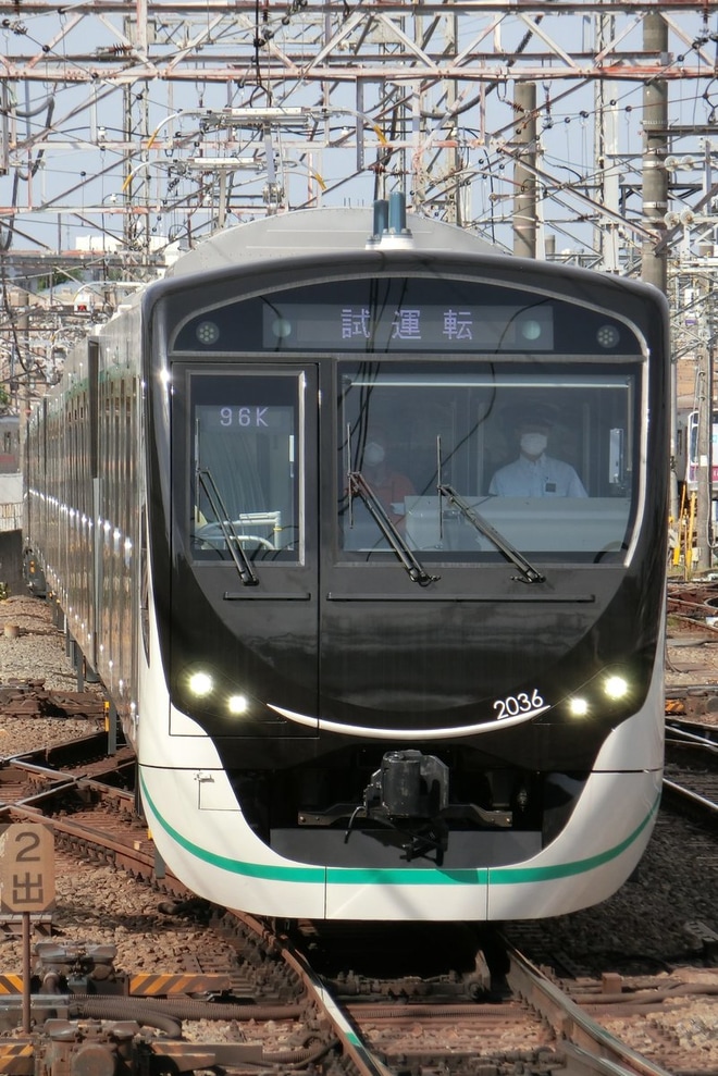 【東急】2020系2136F性能確認試運転を鷺沼駅で撮影した写真