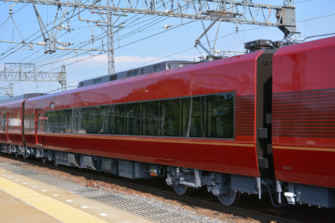 【近鉄】80000系HV13編成が試運転を実施を青山町駅で撮影した写真