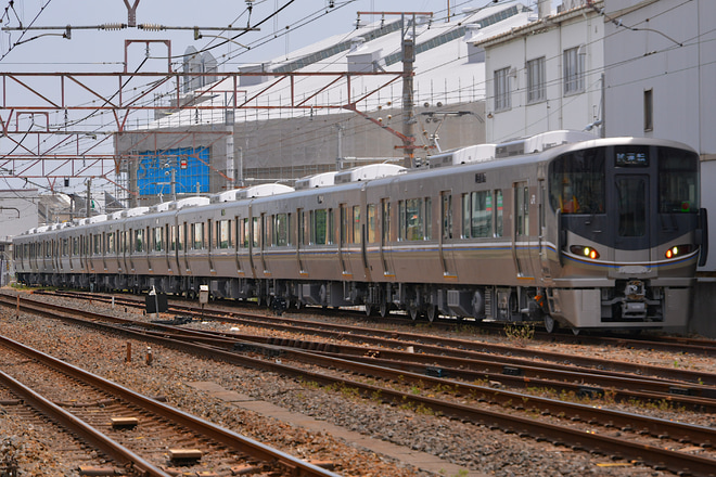 【JR西】225系100番台I10編成出場試運転を徳庵駅で撮影した写真