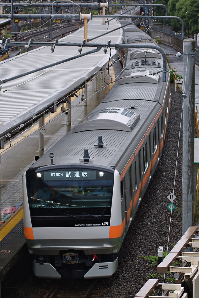 【JR東】E233系トタT71編成 J-TREC出場試運転を大崎駅で撮影した写真