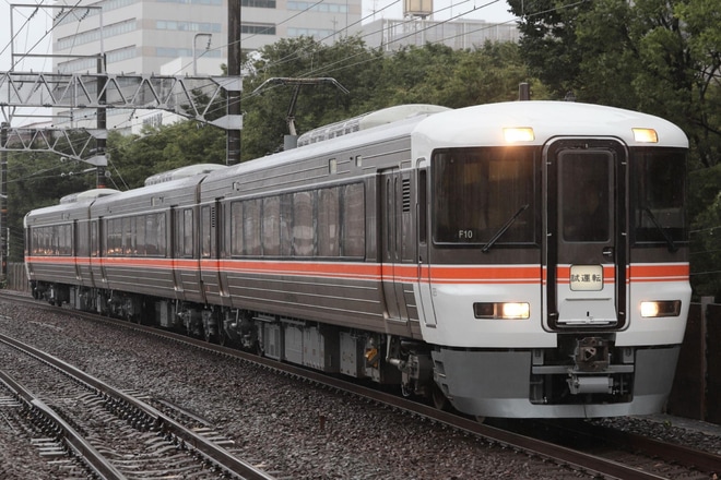 【JR海】373系F10編成 名古屋工場出場を静岡駅で撮影した写真