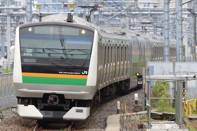 【JR東】E233系コツE-01編成 臨時回送を品川駅で撮影した写真