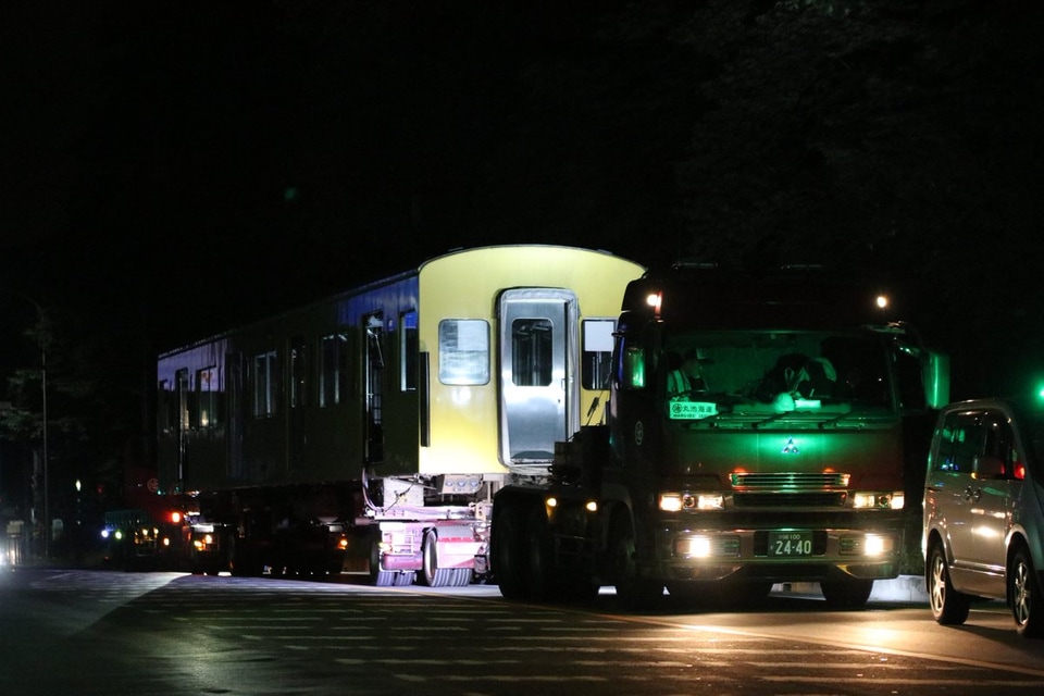 【西武】9000系9105F中間車2両(モハ9305、サハ9405)廃車陸送の拡大写真