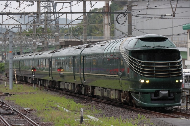 【JR西】87系2両(1号車・10号車)出雲支所返却回送を不明で撮影した写真