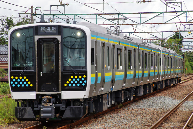 【JR東】房総・鹿島地区向け新型車両E131系R01＋R02編成出場試運転を羽生田駅で撮影した写真