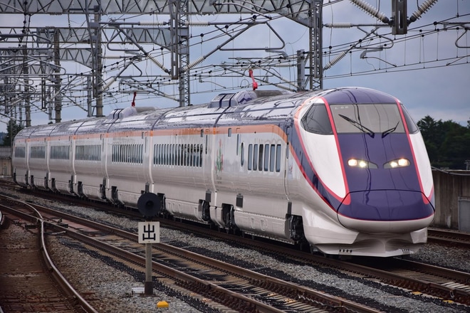 【JR東】E3系L66編成全検出場試運転を古川駅で撮影した写真