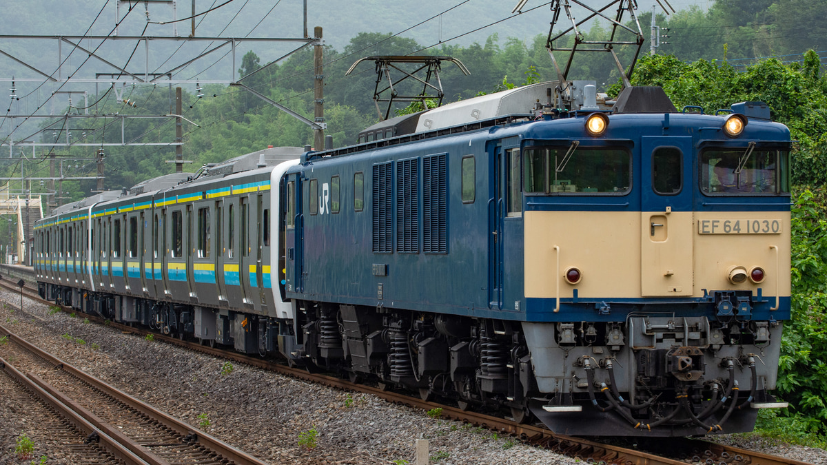 車輌定員エンブレム 鉄道 西武鉄道2081fが廃車回送後に6両になって横瀬出発‼︎武蔵丘入場