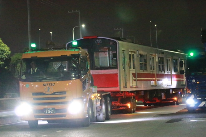 【大阪メトロ】10系1113F廃車陸送を不明で撮影した写真