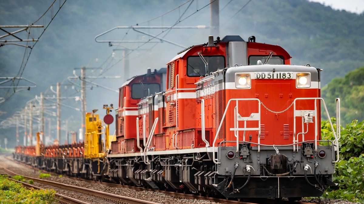 連ドラグナー JR東】田端統括センター DD51重連(DD51-842先頭)+カシオペア客車連結