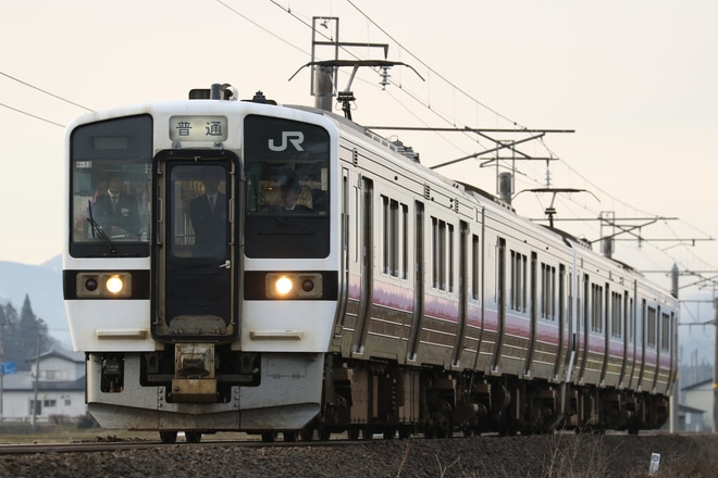 【JR東】秋田地区719系H-10編成が2両編成単独運用を後三年～飯詰間で撮影した写真