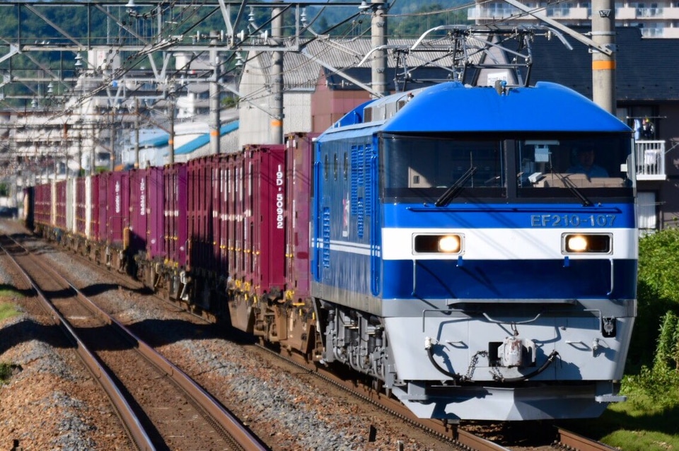 【JR貨】新塗装のEF210-107営業運転開始の拡大写真