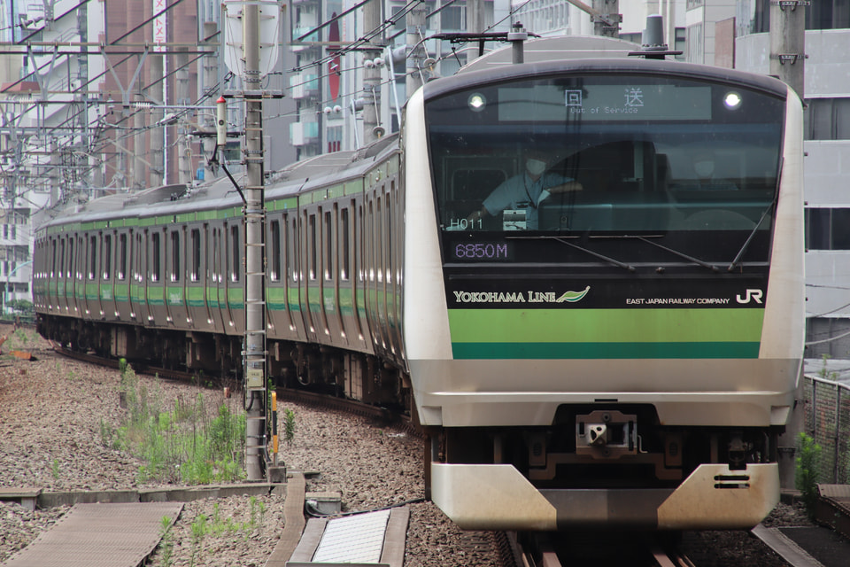 【JR東】E233系H011編成東京総合車両センター入場回送の拡大写真