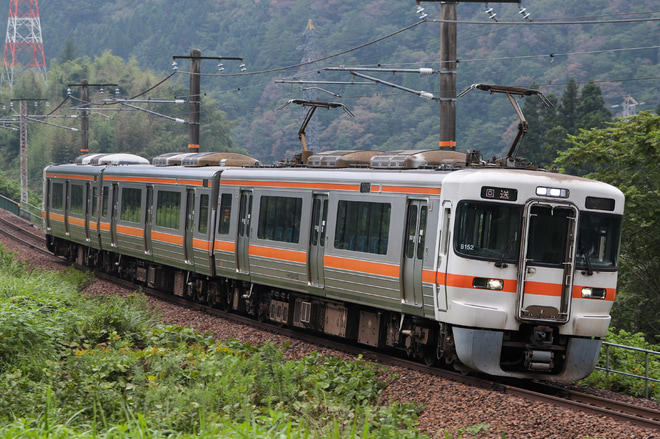【JR海】313系1700番台、中央西・中央東線経由で飯田線へ回送されるを大桑～須原間で撮影した写真