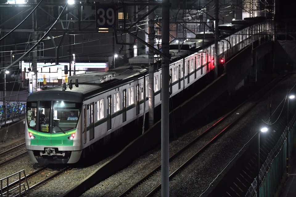 【SR】2000系2106Fが千代田線内で夜間試運転の拡大写真