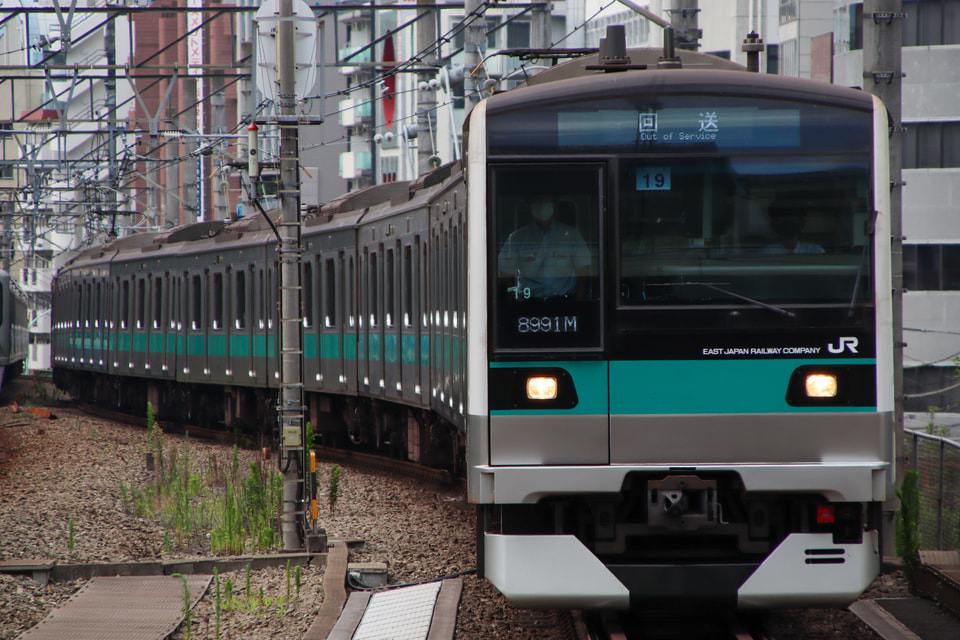 【JR東】E233系マト19編成東京総合車両センター入場回送の拡大写真