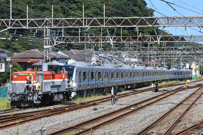 【小田急】5000形5054F甲種輸送を逗子駅で撮影した写真
