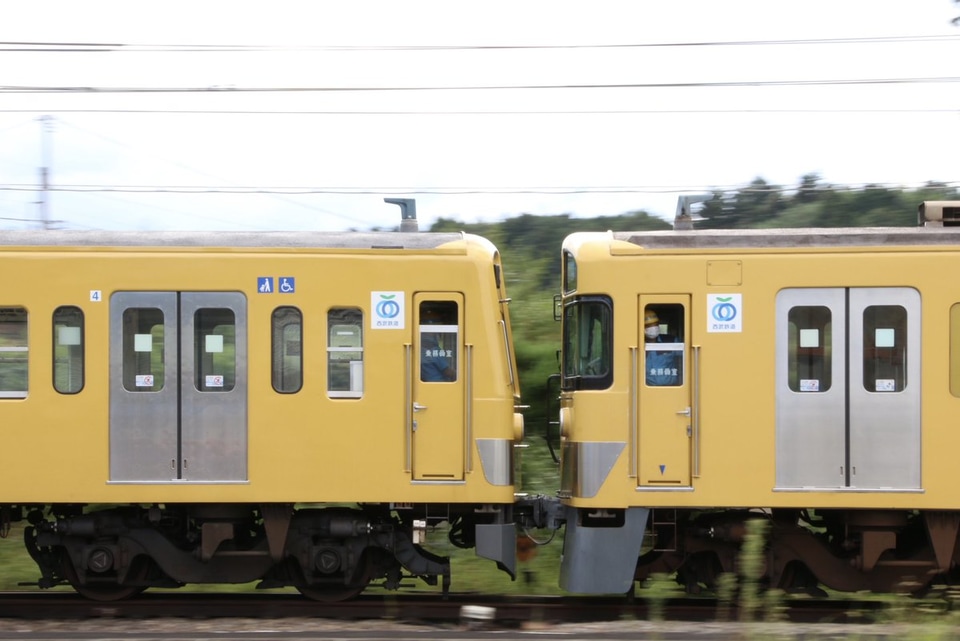 【西武】9000系9102Fのうち4両が武蔵丘への拡大写真