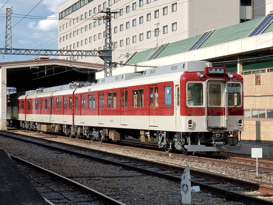 【近鉄】6020系C51が一般塗装姿で橿原神宮前台車振替場への拡大写真