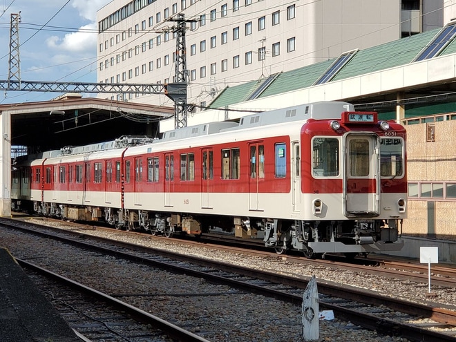 【近鉄】6020系C51が一般塗装姿で橿原神宮前台車振替場へ