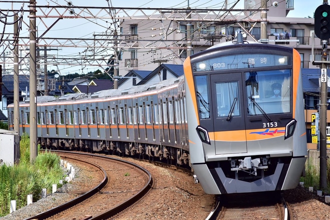 【京成】京成電車 今昔ツアーで3153編成使用の団体臨時列車を京成酒々井駅で撮影した写真
