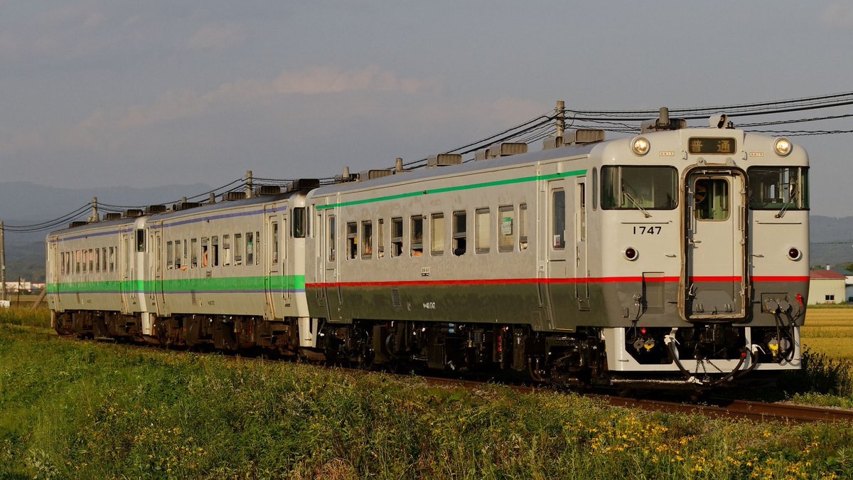 JR北】キハ40-1747が宗谷線急行気動車風色になり旭川へ |2nd-train鉄道 