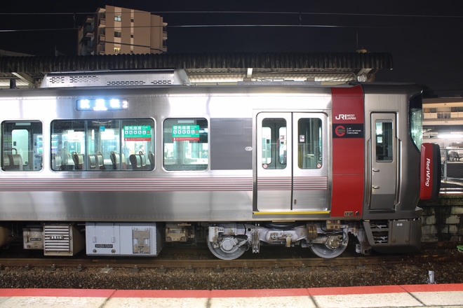 【JR西】227系S04編成下関総合車両所出場を横川駅で撮影した写真