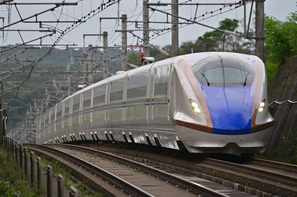 【JR東】E7系F4編成新幹線総合車両センター出場試運転の拡大写真