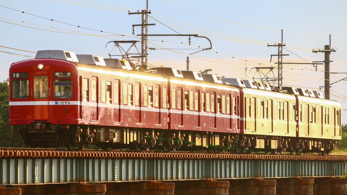 ことでん】1200形1211編成情熱の赤い電車運行開始 |2nd-train鉄道ニュース