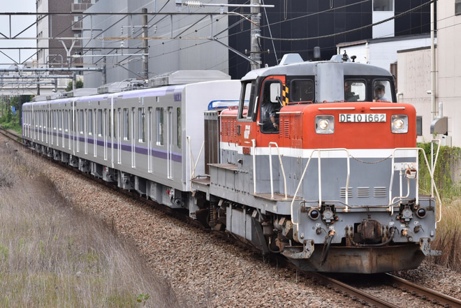 【メトロ】半蔵門線新型車両18000系18101F甲種輸送を淵野辺駅で撮影した写真