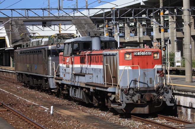 【JR貨】EF81-303小倉車両所出場(202010)を西小倉駅で撮影した写真