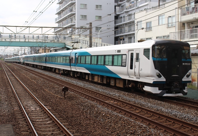 【JR東】E257系オオNA-03編成+オオNC-32編成 常磐線試運転を南柏駅で撮影した写真